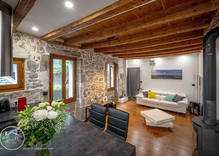 L\'Ecrin De Chambery, Coeur De Centre Ville, Calme Et Espace