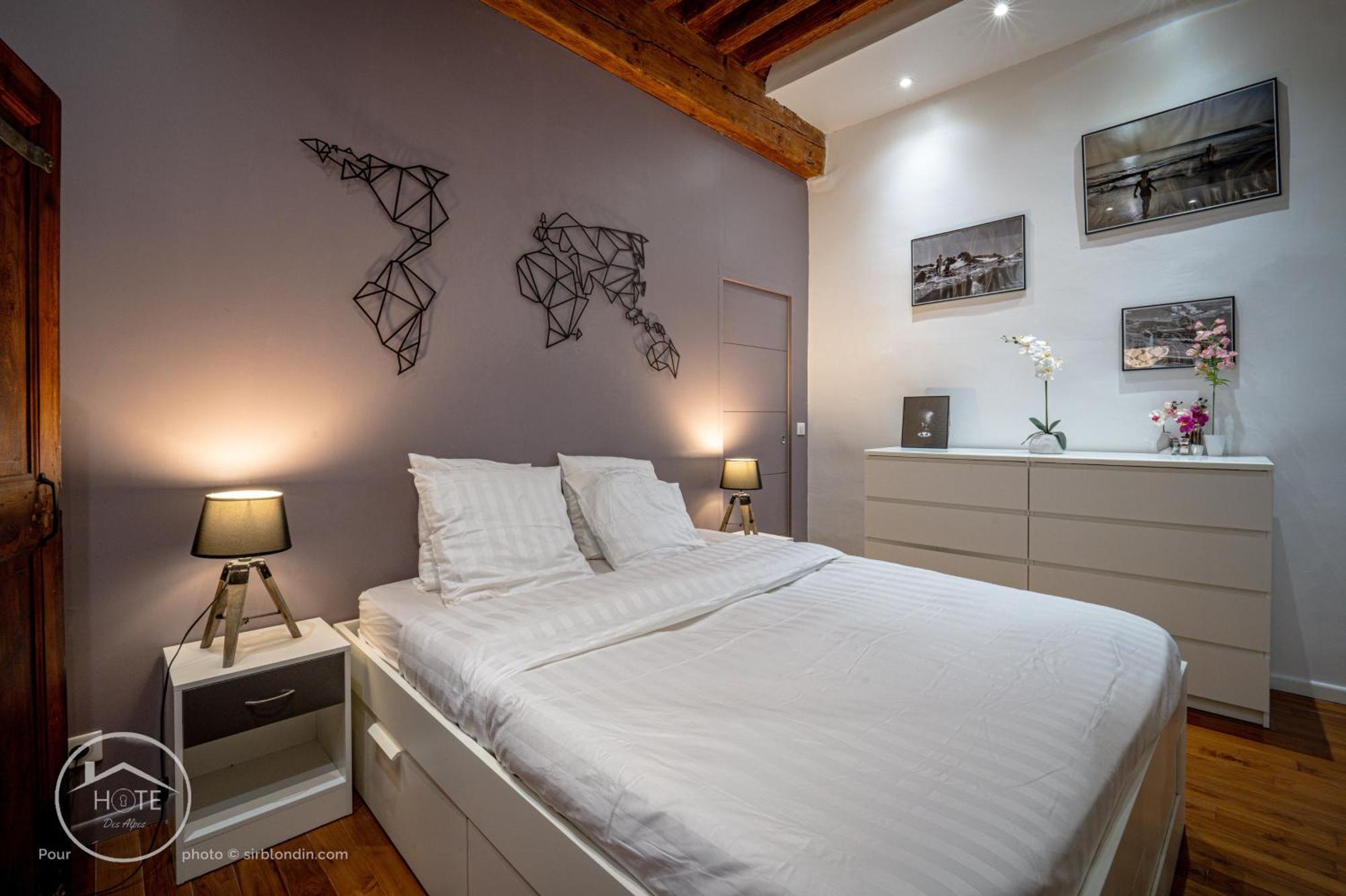 L'ecrin De Chambery, Coeur De Centre Ville, Calme Et Espace Apartment *